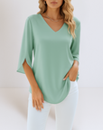 Grace | Elegant blouse with V-neckline and slit sleeves