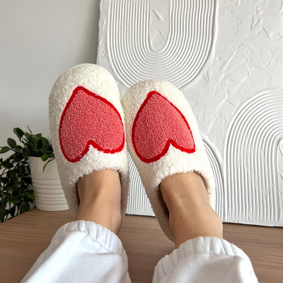 Lover’s Plush Cosy Slippers
